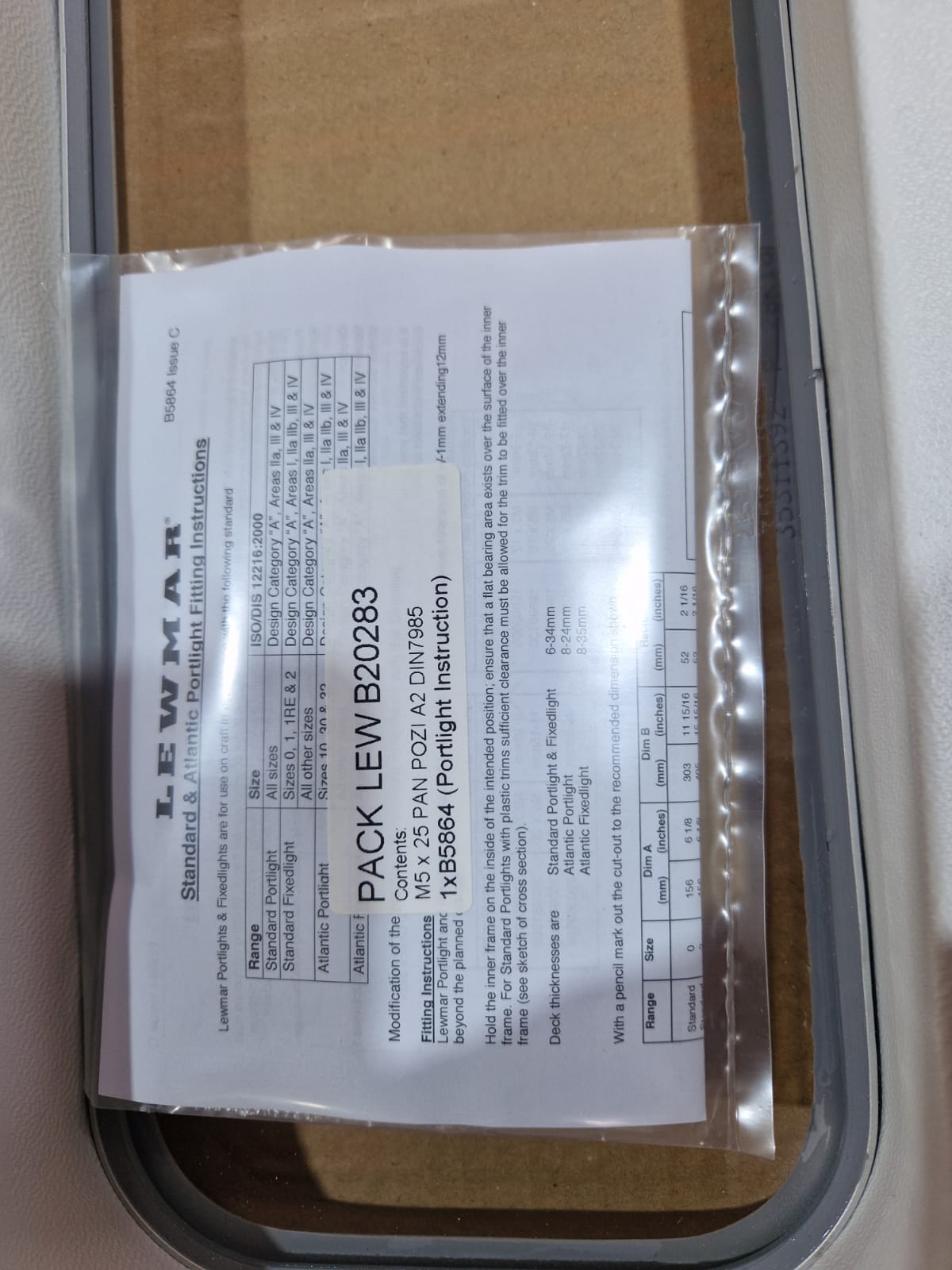 Lewmar luuk B20283 (pakend)