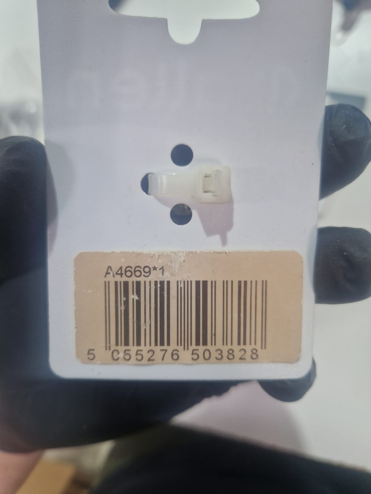 Allen A4669 16 mm topeltplokk beketiga