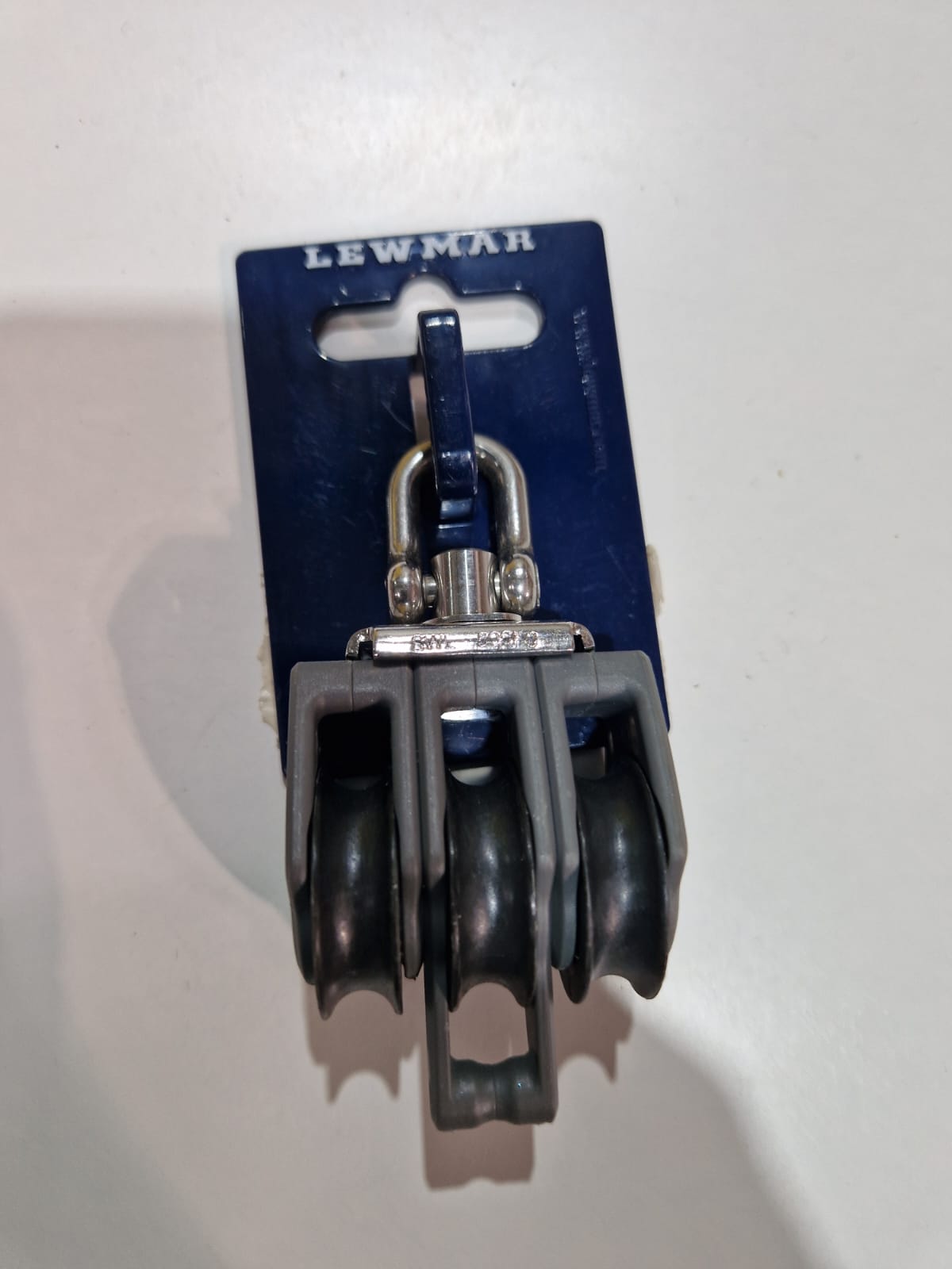 Lewmar 30 mm SC kolmikplokk beketi ja knaabiga