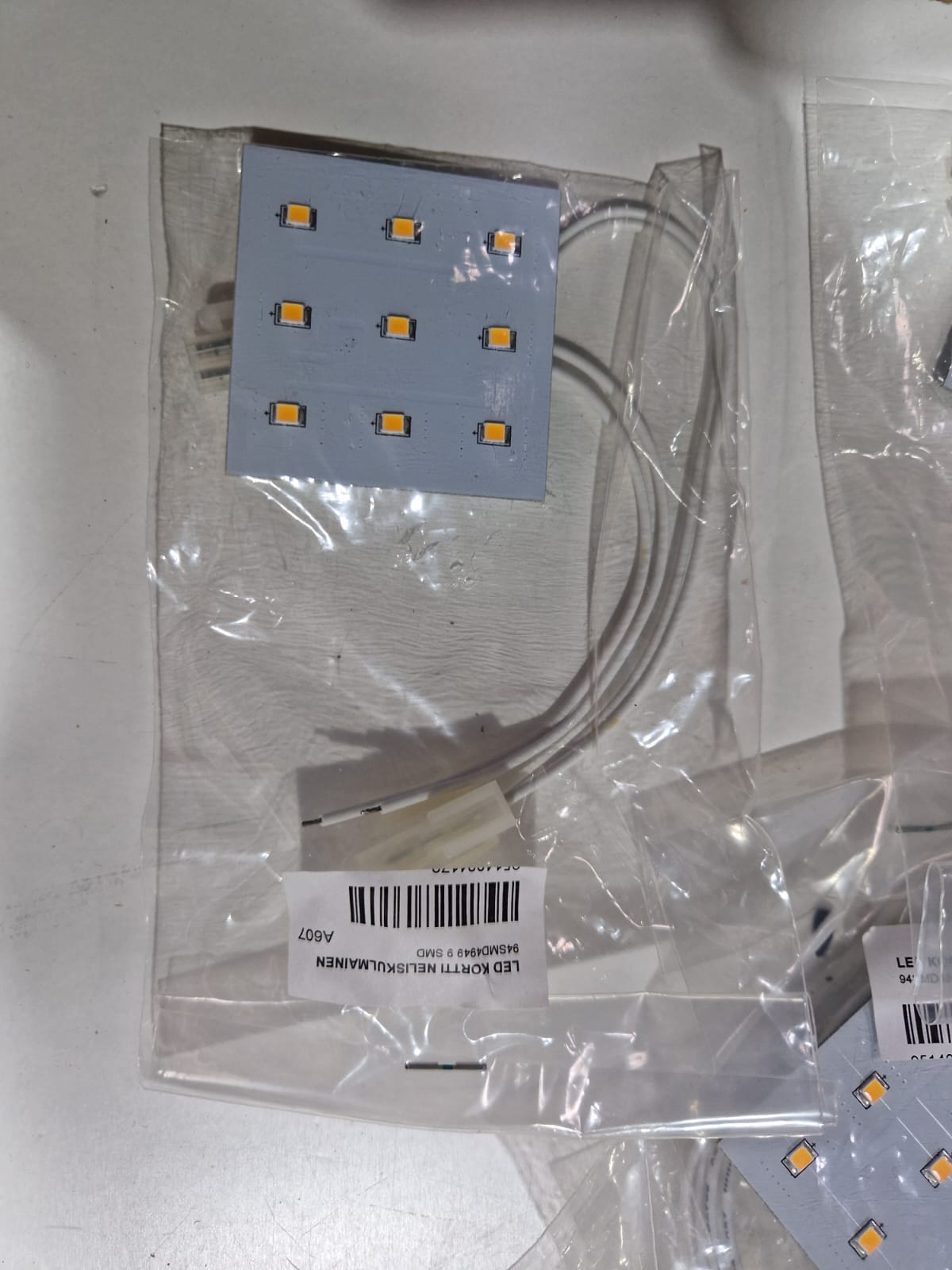 LED-pirn 94SMD4949 9 SMD