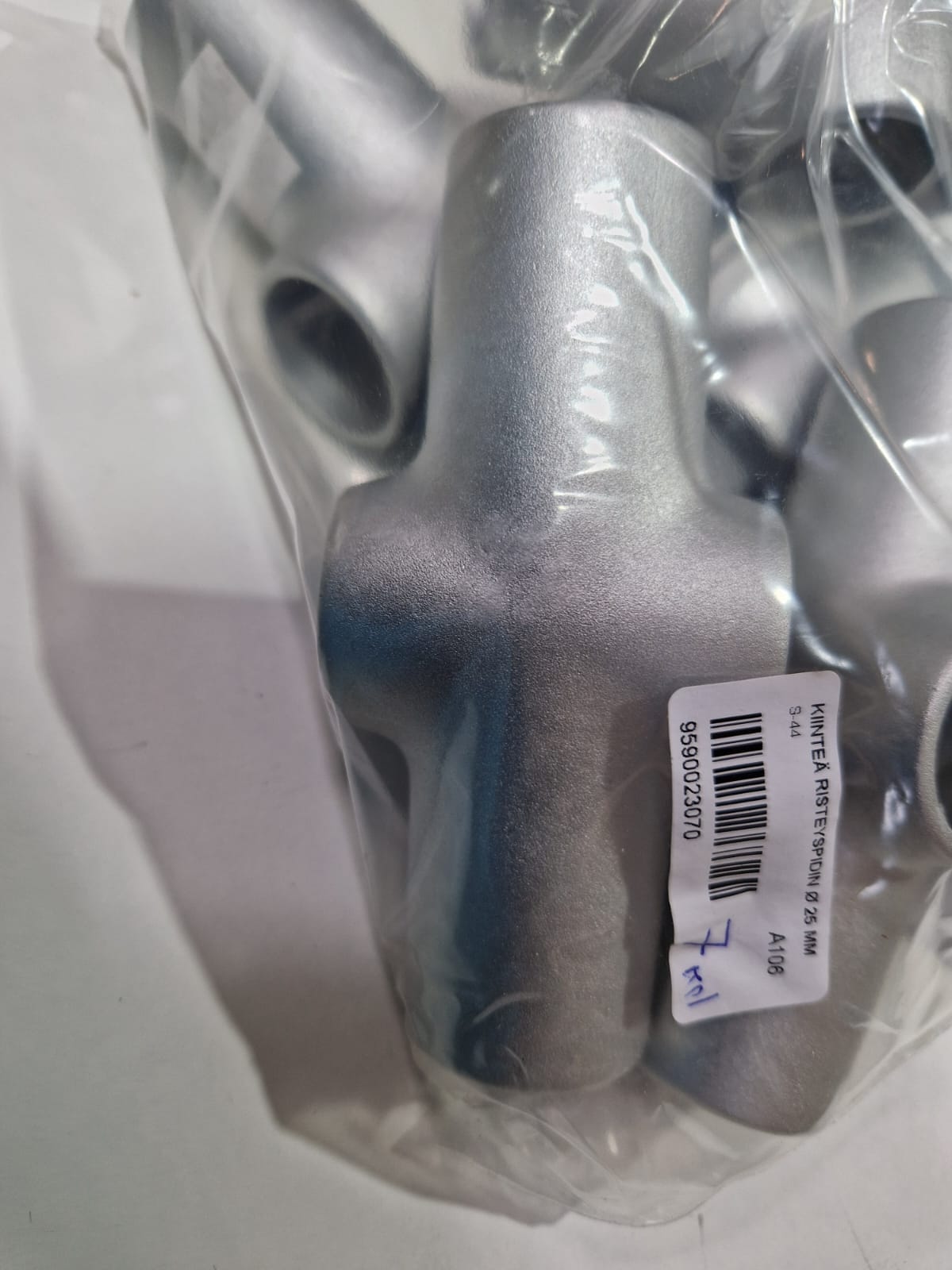 Alumiiniumist ristkinnitus S-44 25 mm